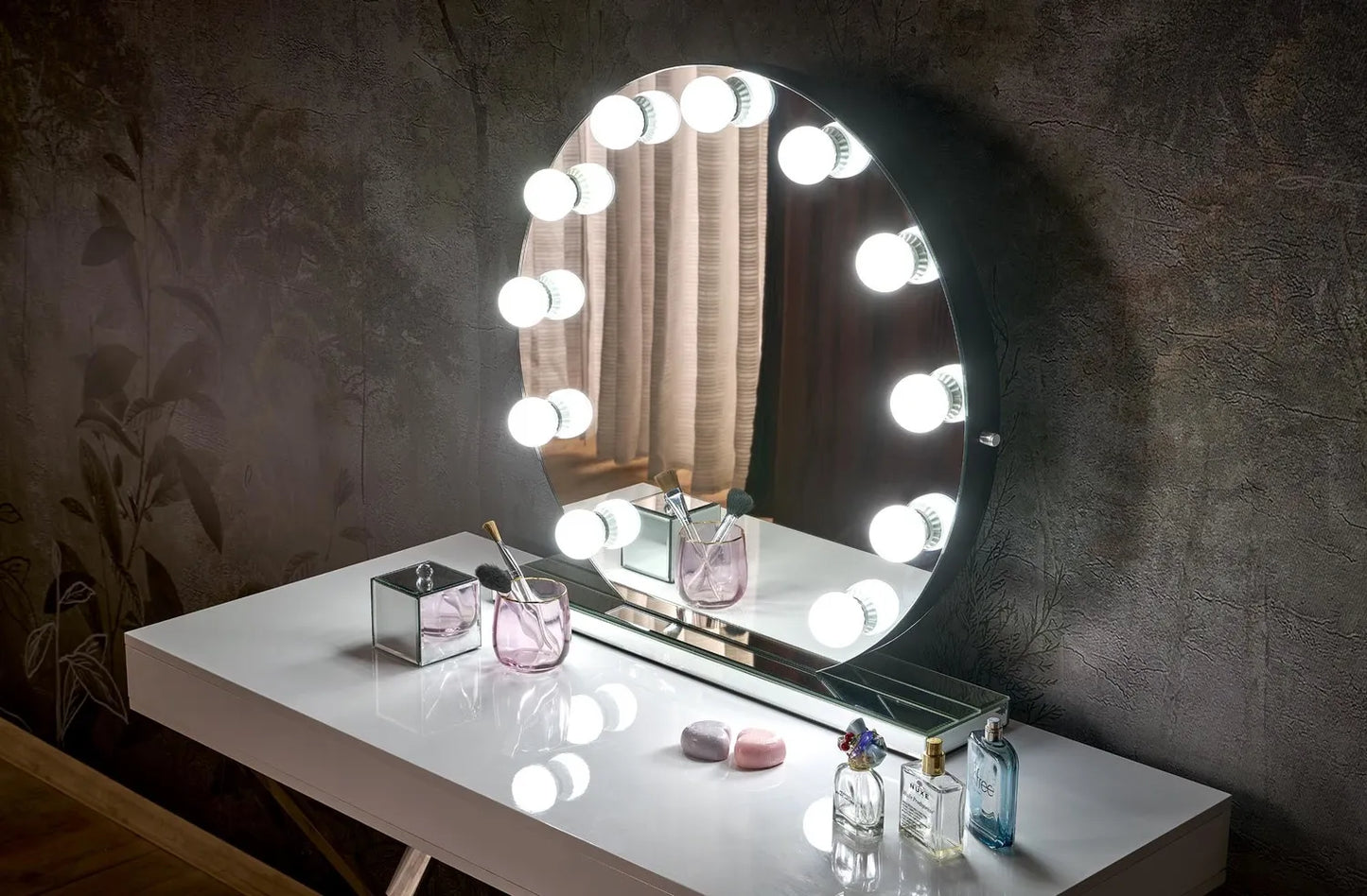 Lustro Torano stołowe z oświetleniem LED