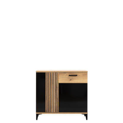 Komoda Aris